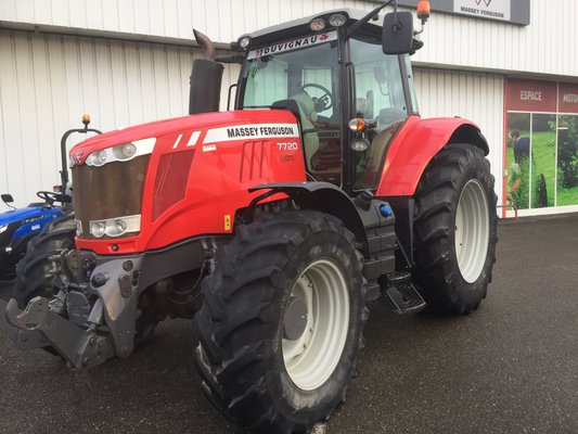 Tracteur agricole Massey Ferguson MF 7720