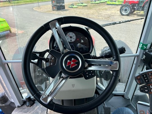 Tracteur agricole Massey Ferguson MF 5S