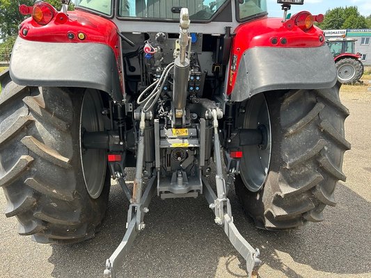 Tracteur agricole Massey Ferguson MF 5S