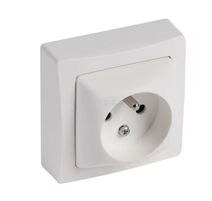 Divers - Non définie - Prise de courant 2P+T