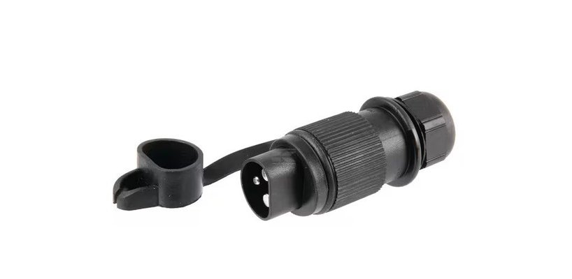 Divers - Non définie - Prise d'alimentation 3 broches (x1)