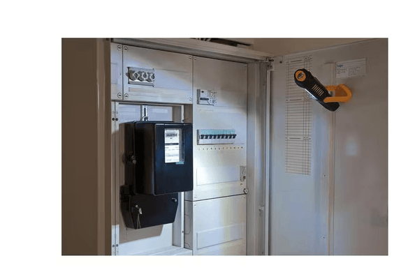 Divers - Non définie - Lampe universelle à LED