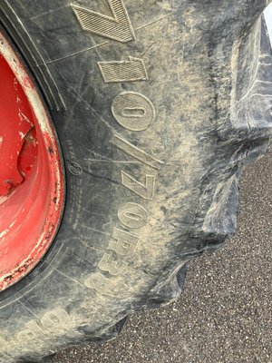 Tracteur agricole Claas ARES 816 RZ