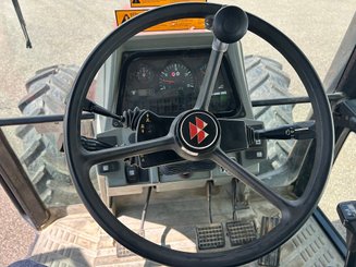 Tracteur agricole Massey Ferguson MF 6160 - 6