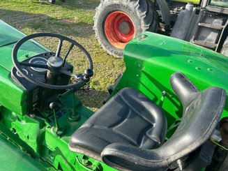 Tracteur agricole John Deere 1120 - 2