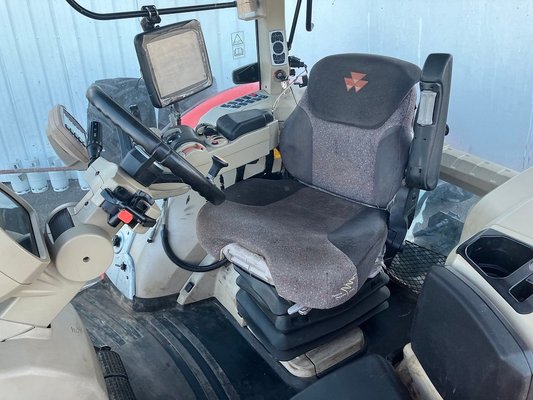 Tracteur agricole Massey Ferguson MF8690