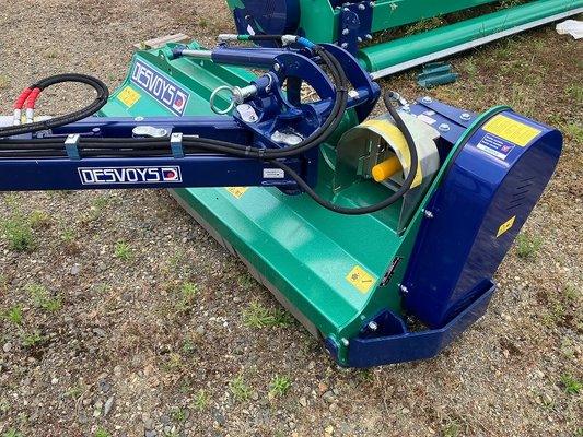 Broyeur d'accotement Desvoys DMF STANDARD 180