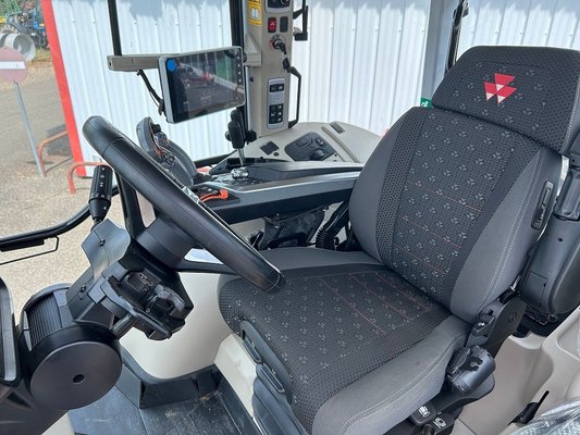 Tracteur agricole Massey Ferguson MF 5S