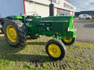 Tracteur agricole John Deere 1120 - 1